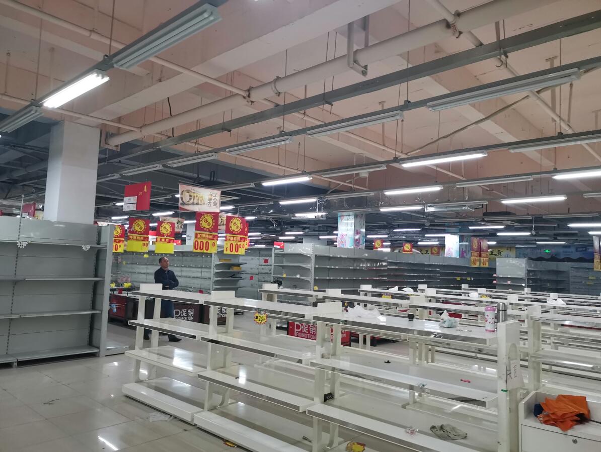 ��**���µ�**�����b��b�޼���Ʒ�M���Ј��r���u��