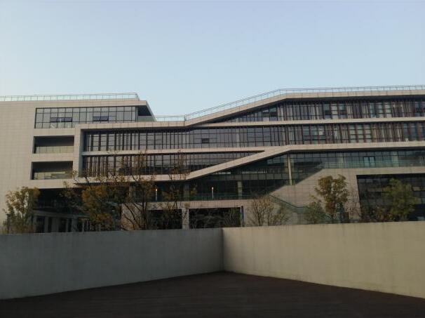 ϷаӅ^(q)@365̖AƄ(chung)@11÷܇ѺrֵuĿ